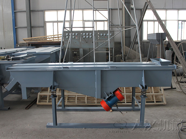 針對不同的物料廠家可以對直線振動篩進(jìn)行特殊設(shè)計(jì)。